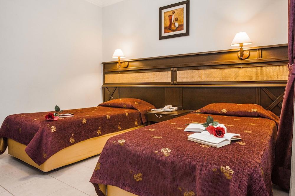 Kleopatra Aydin Hotel Аланія Екстер'єр фото